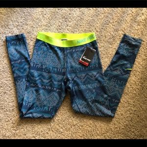 Nike Pro leggings